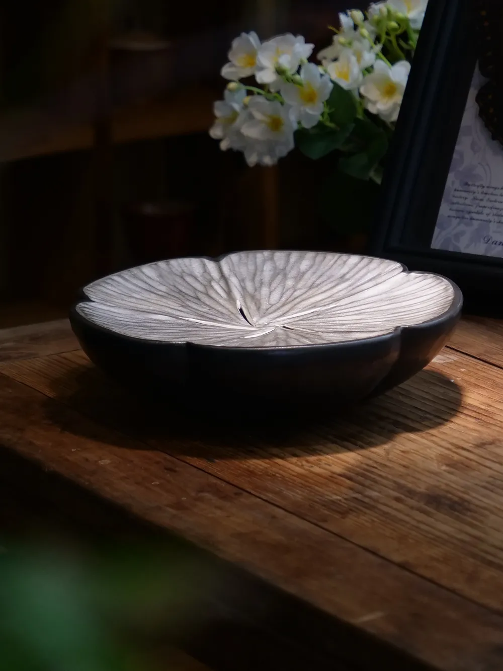 十廿手作花瓣大壶承