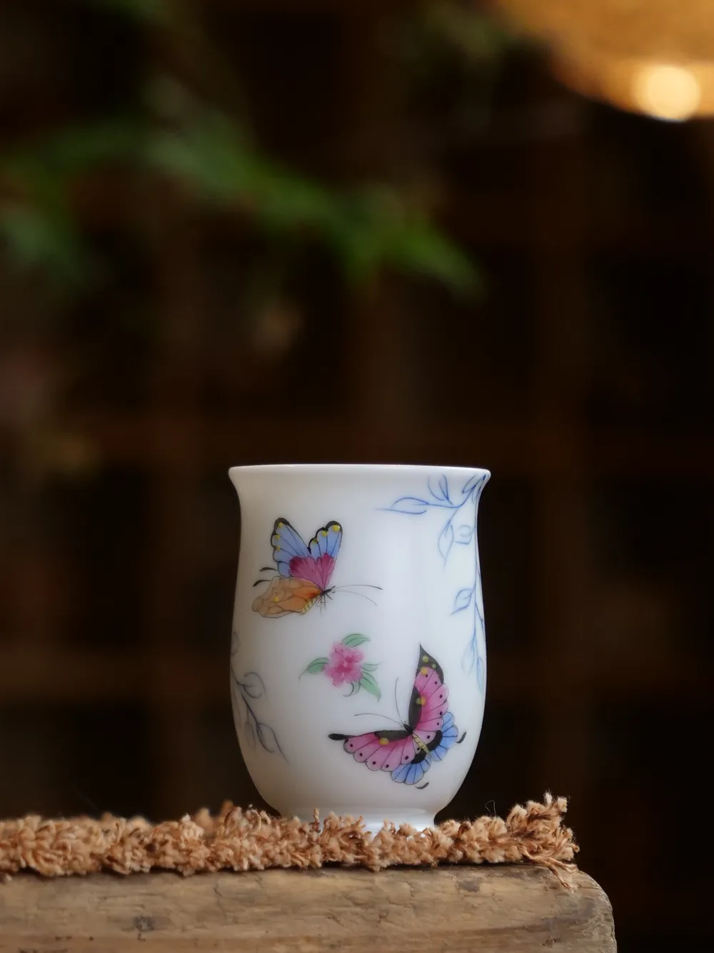 华箐堂斗彩蝴蝶闻香杯