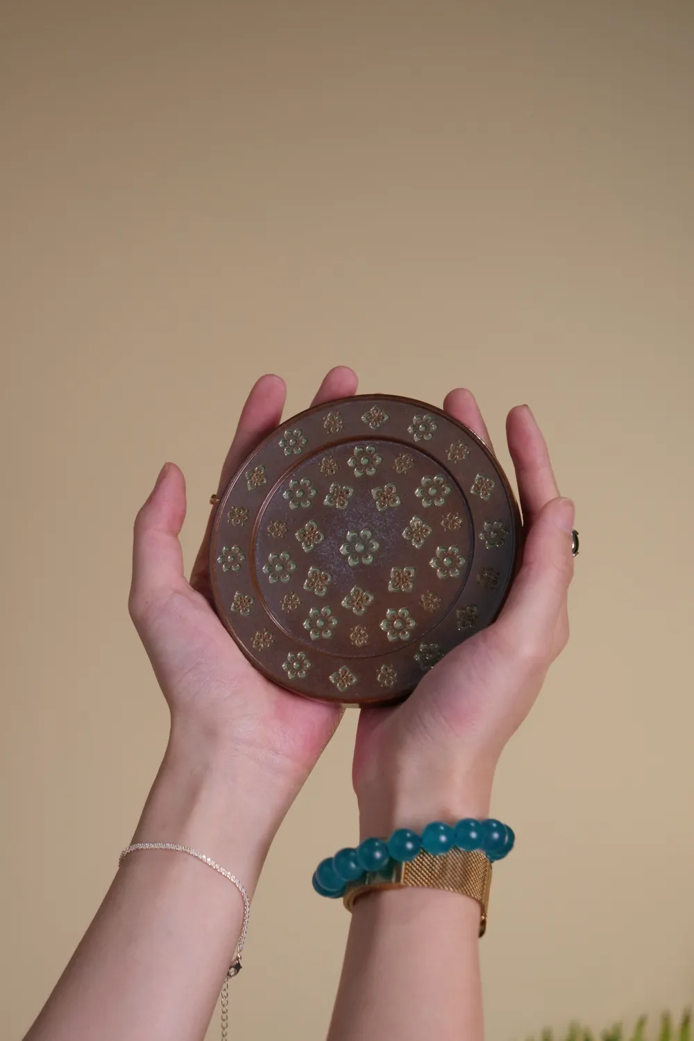烧宝相花圆型壶承