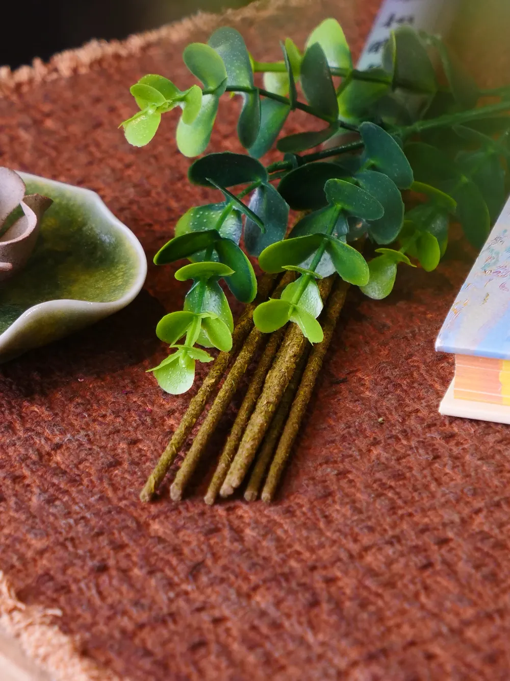 碌柚叶手搓香+陶瓷荷叶香插（套装）