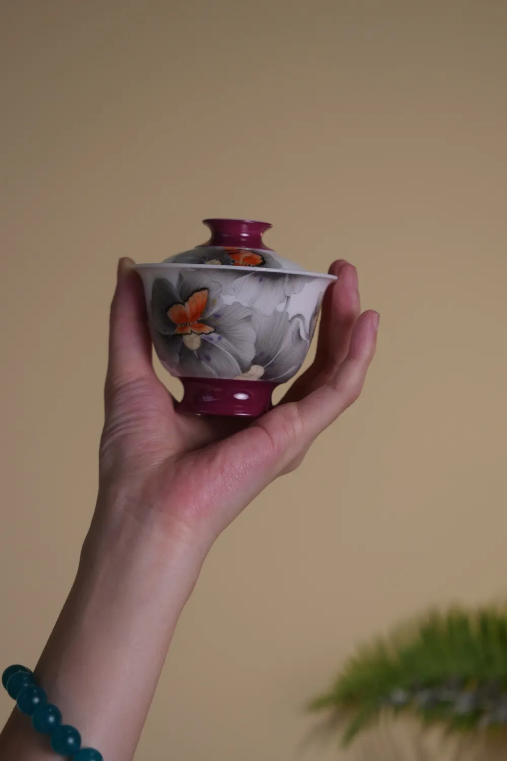 胭脂红墨彩满工盖碗