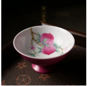 胭脂红手绘桃子高足杯