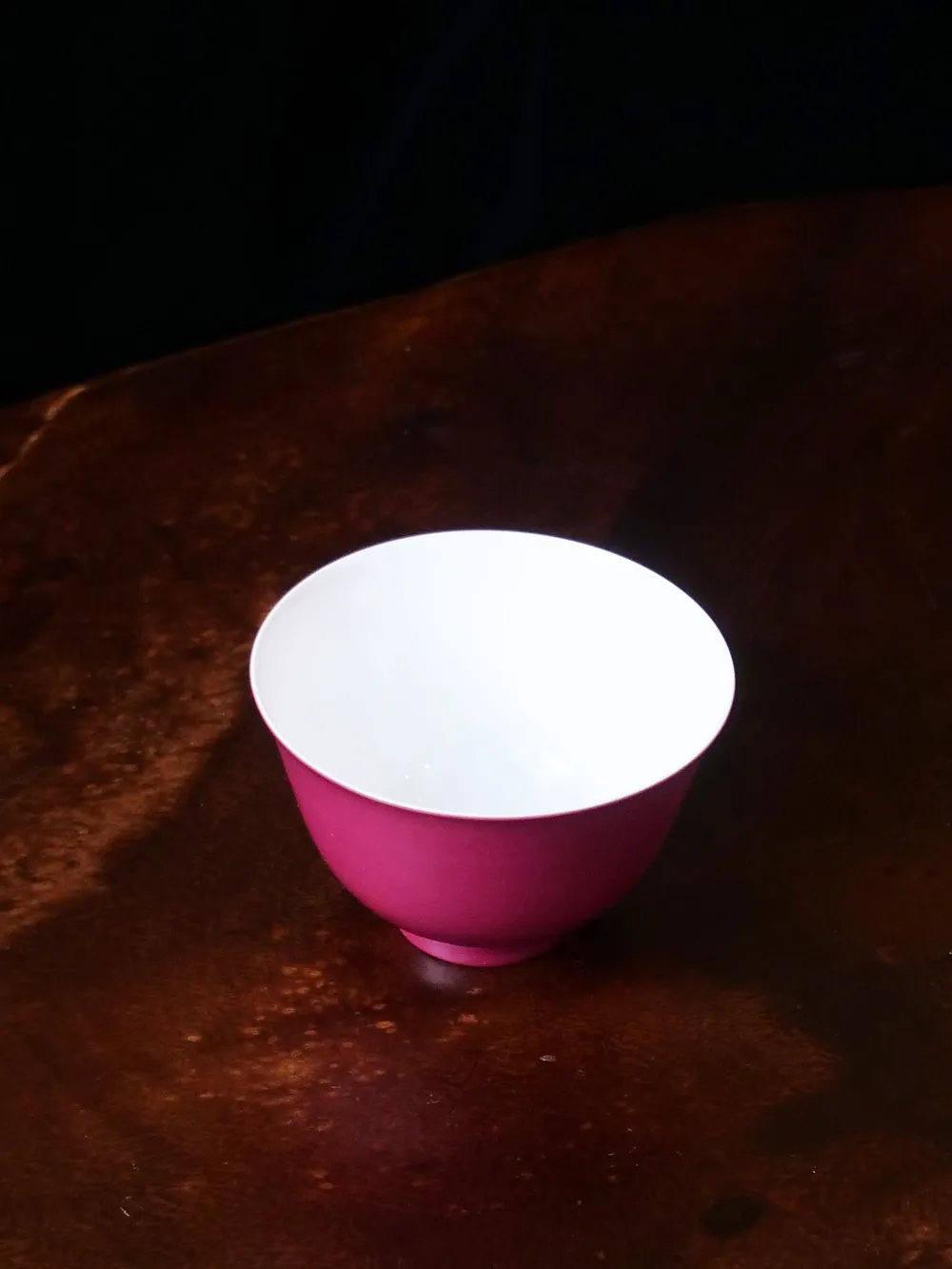 胭脂红素坯金钟杯