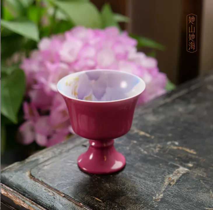 胭脂红荷花高足主人杯