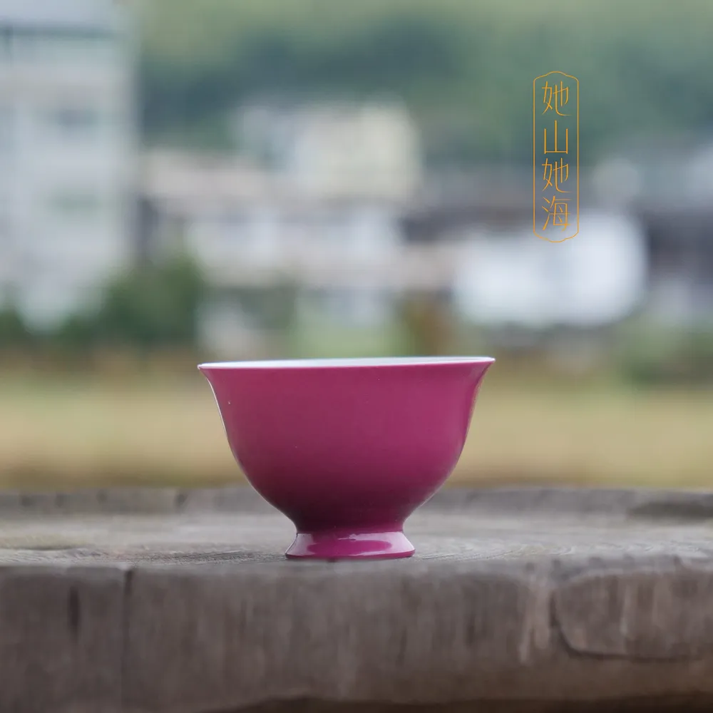 胭脂红高足铃铛杯