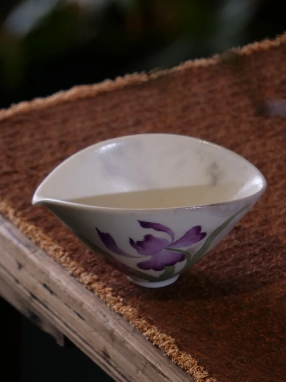 陶一丁鸢尾花公道杯