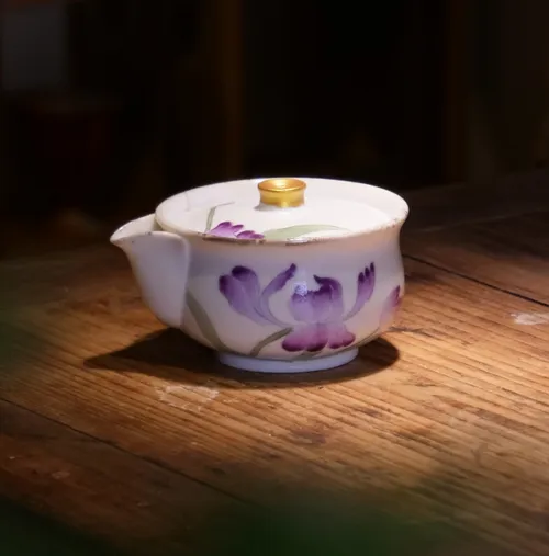丁鸢尾花系列手抓壶