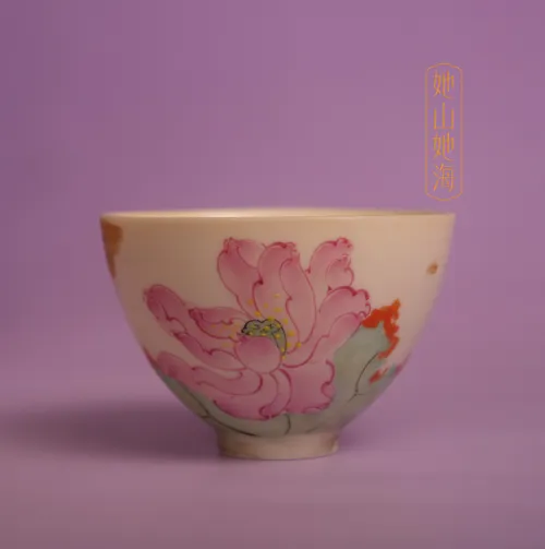 白志野荷花鸡心杯