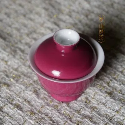 胭脂红圆口二才盖碗