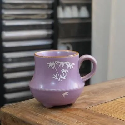 银竹不秋草三足小杯
