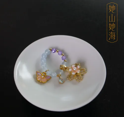 青花斗彩开窗牡丹盖碗提溜