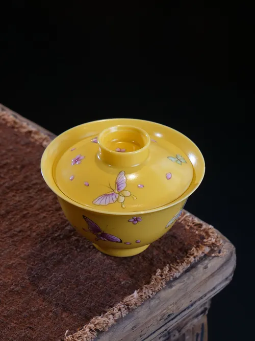 鸡油黄蝴蝶二才盖碗
