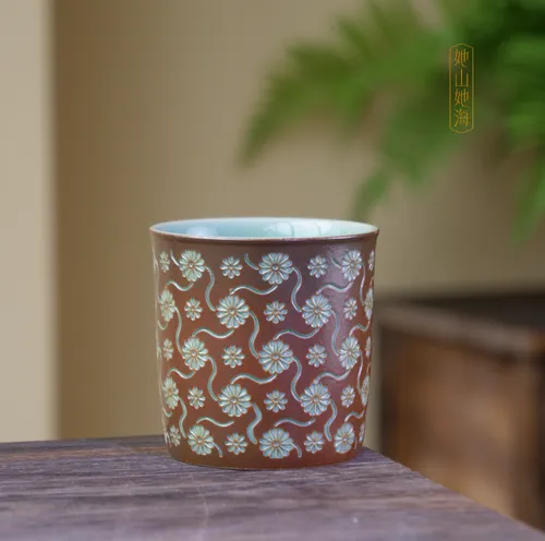 龙泉青瓷宝相小雏菊茶杯